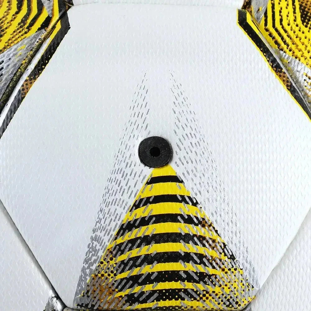 Molten Voetbal Zacht Leer Maat 4 - Professionele Trainingsbal eprolo