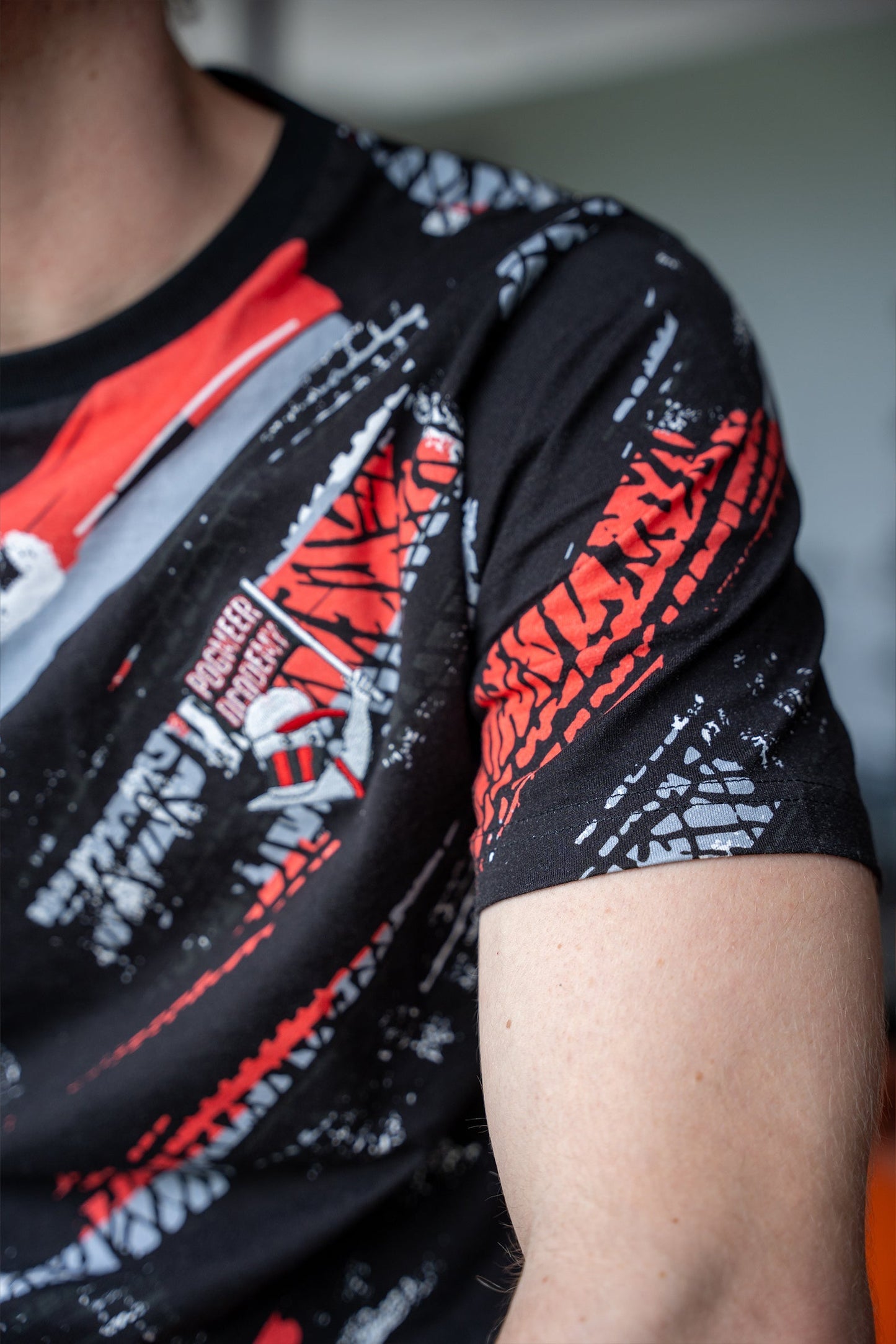 T-shirt - TRACKS - Black Jarno Opmeer Store